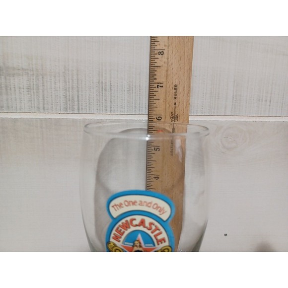 NEWCASTLE Brewing Company BOMBSHELL Pale Blonde Ale Chalice Style Beer Glass - Picture 6 of 7